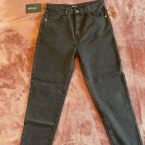 Nasty gal “UK12” fits like US 10 Black Mom Jeans
